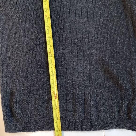 J.Ferrar Gray Merino Wool Sweater Size XL - Picture 7 of 9